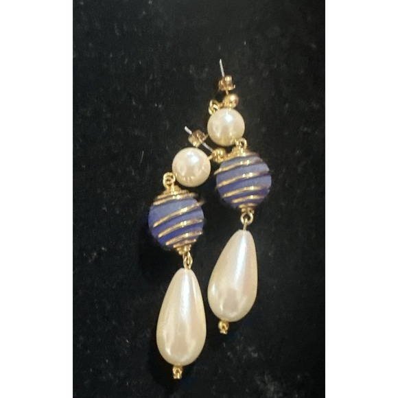Vintage Avon Drop Collection Faux Pearl & Blue Bead  Earrings‎ With Box  1993 - Picture 2 of 5